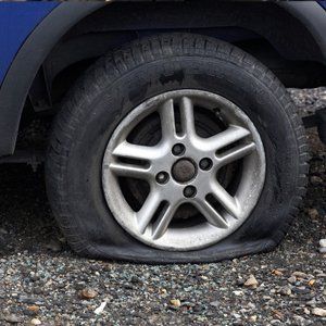 flat tyre 