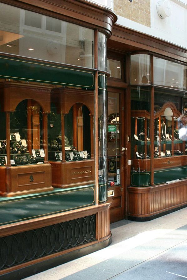 A Jewelry Retailer's Duty Drawback Success Story