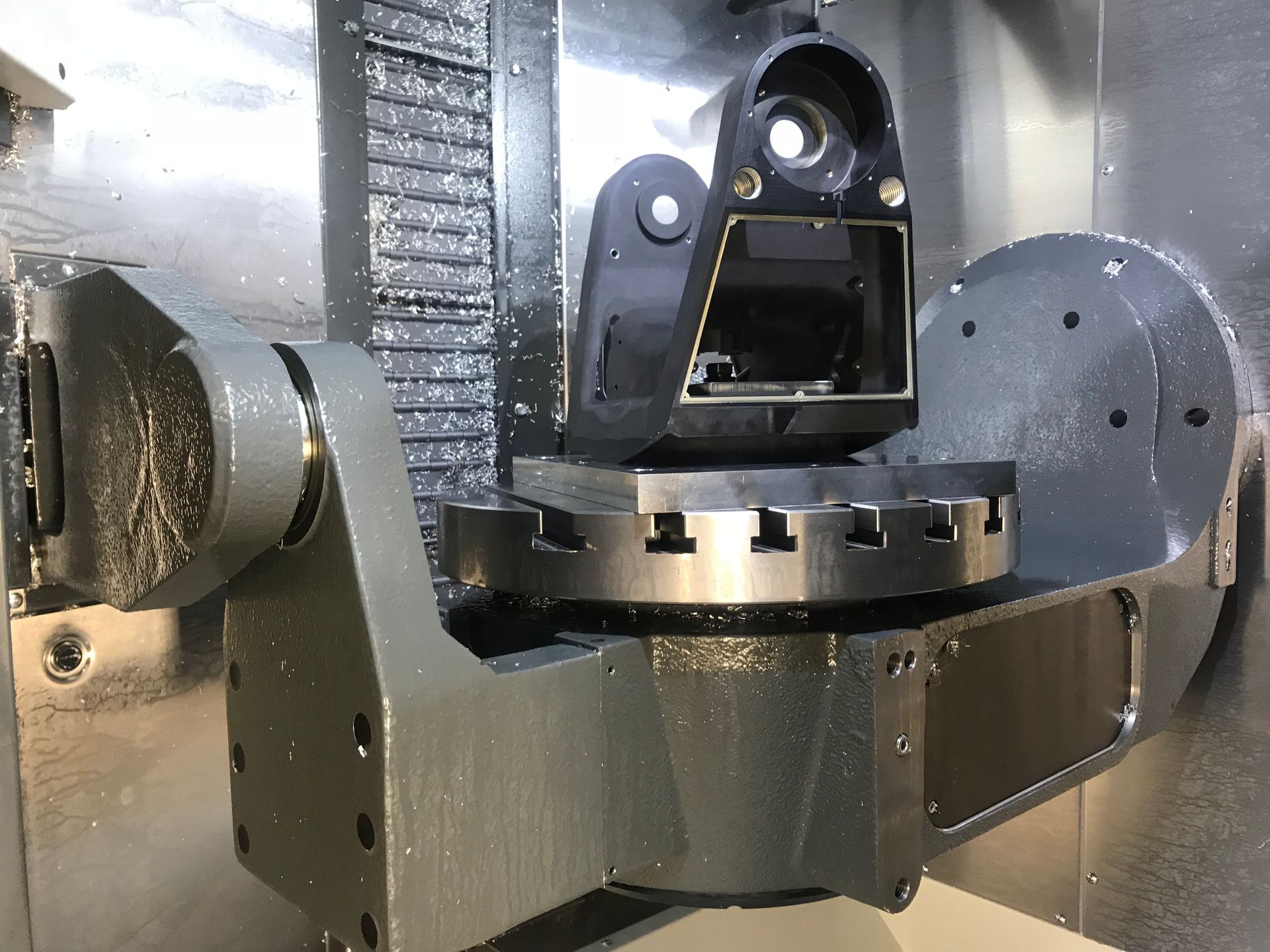 A close up of a machine that is sitting on a table