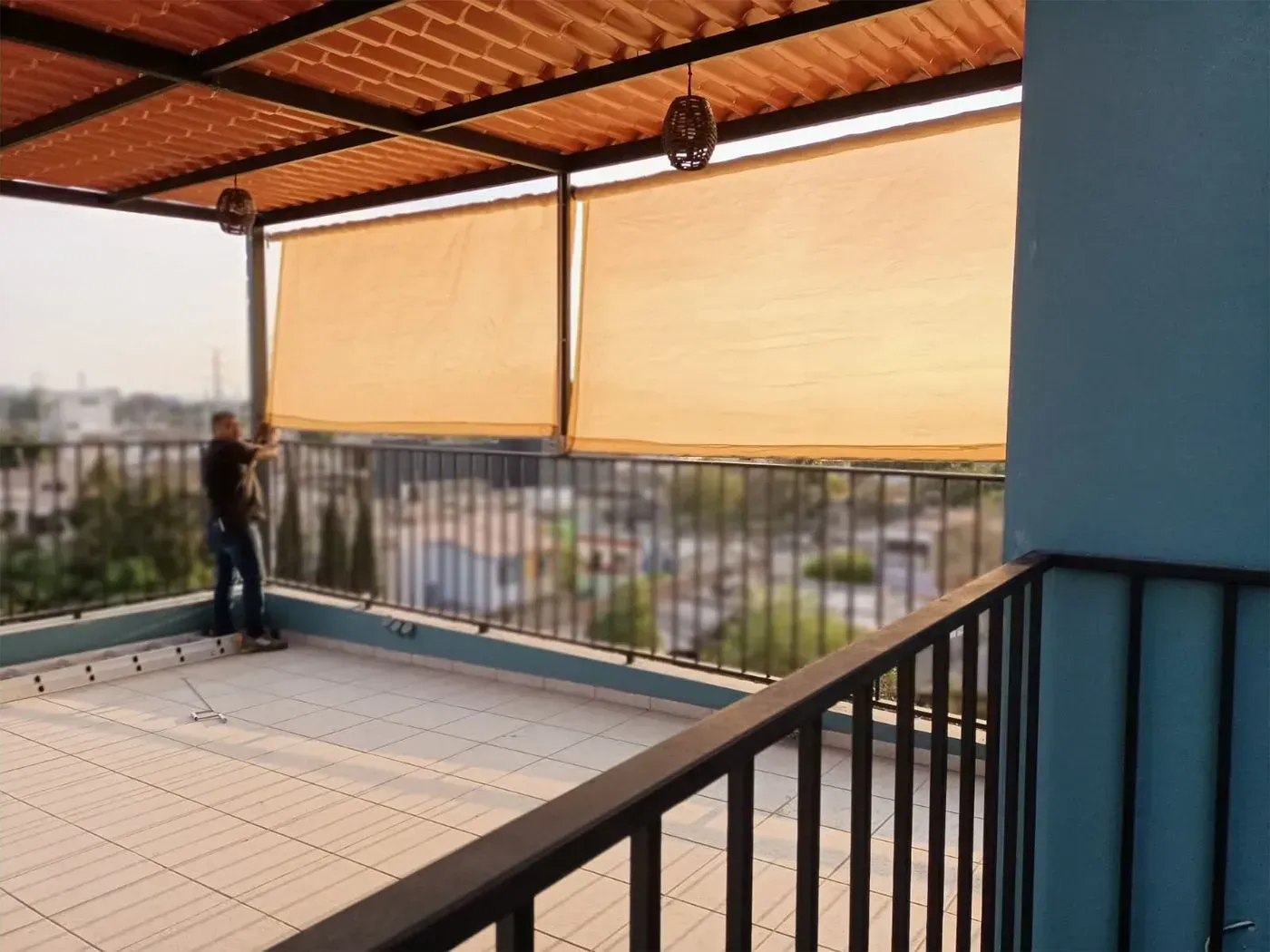 CORTINA DE MALLA SOMBRA