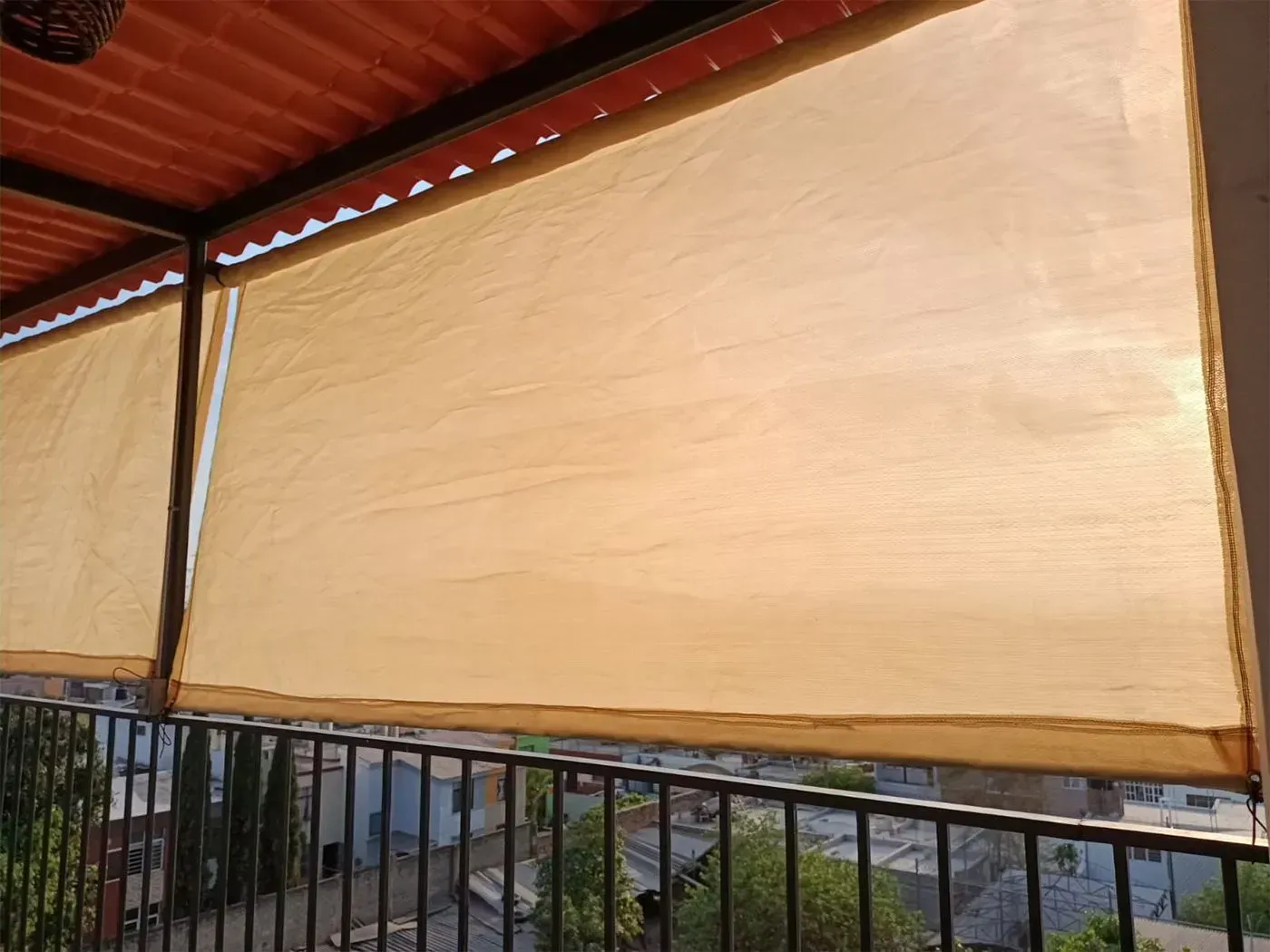 CORTINA DE MALLA SOMBRA