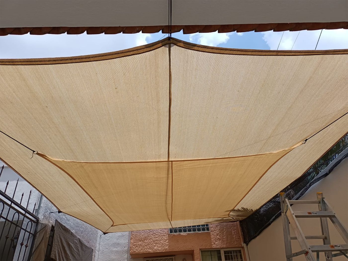 MALLA SOMBRA DE PROTECCIÓN