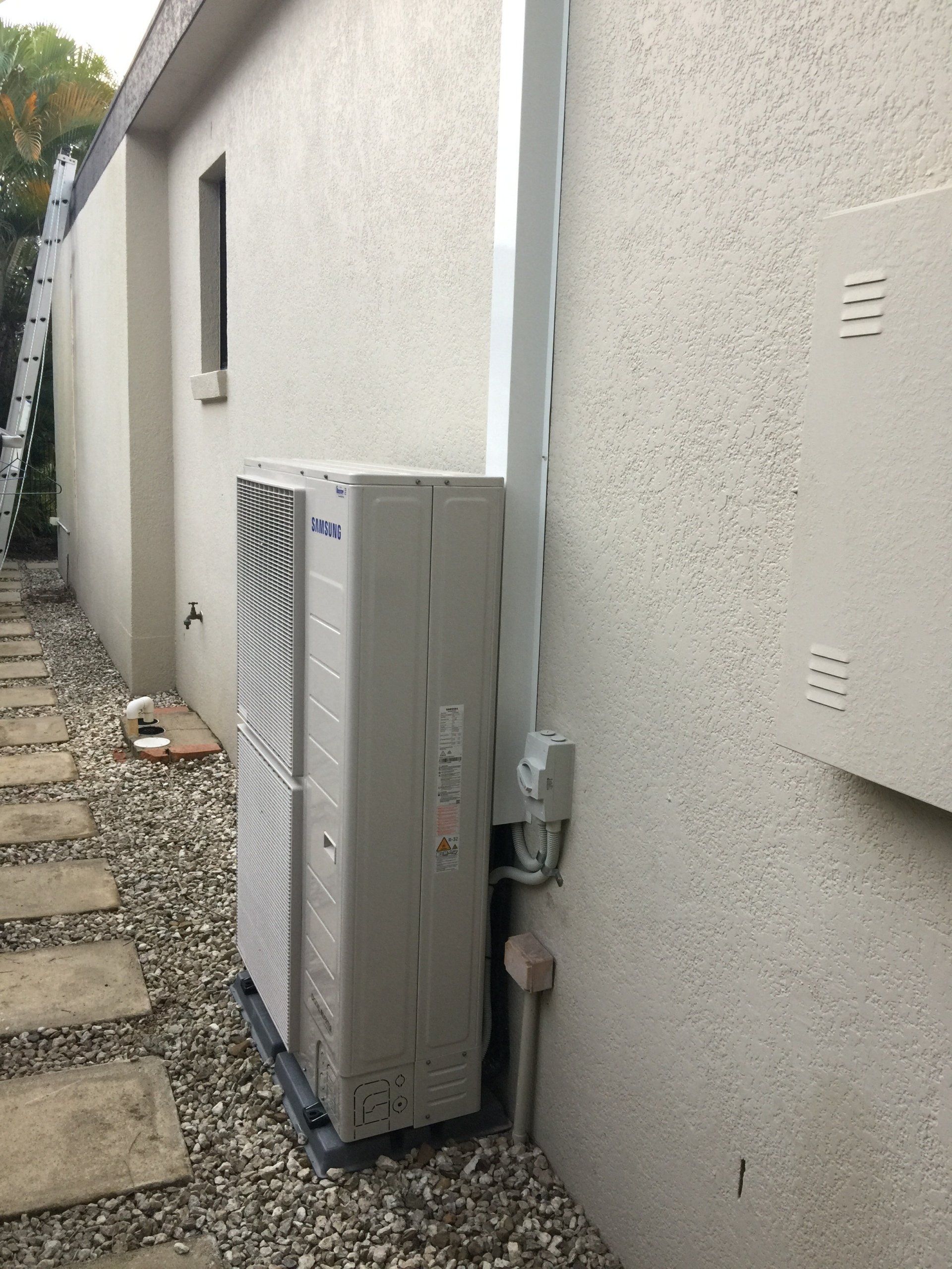 split system air conditioning services Coolangatta