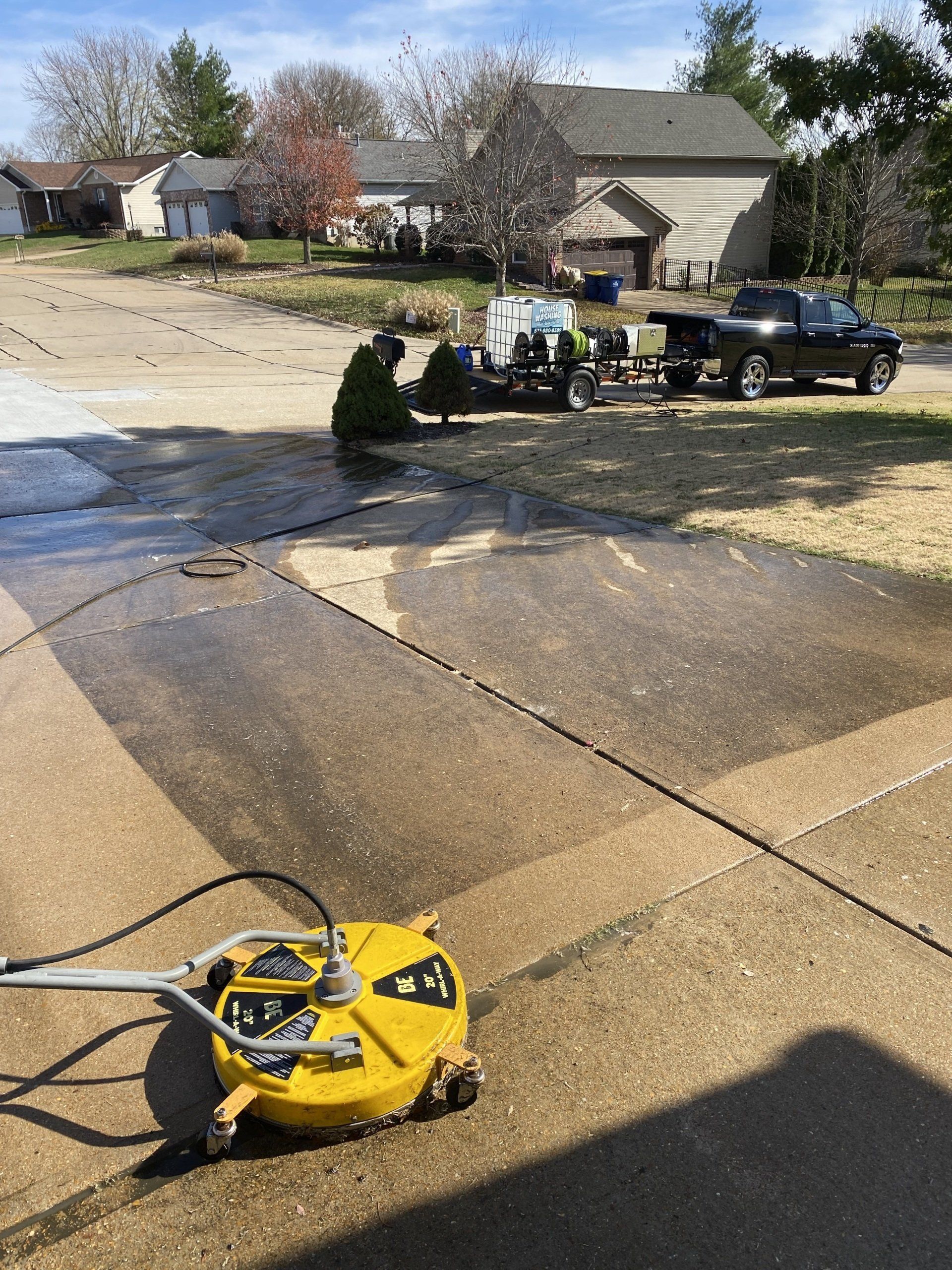 Concrete cleaning Hillsboro MO