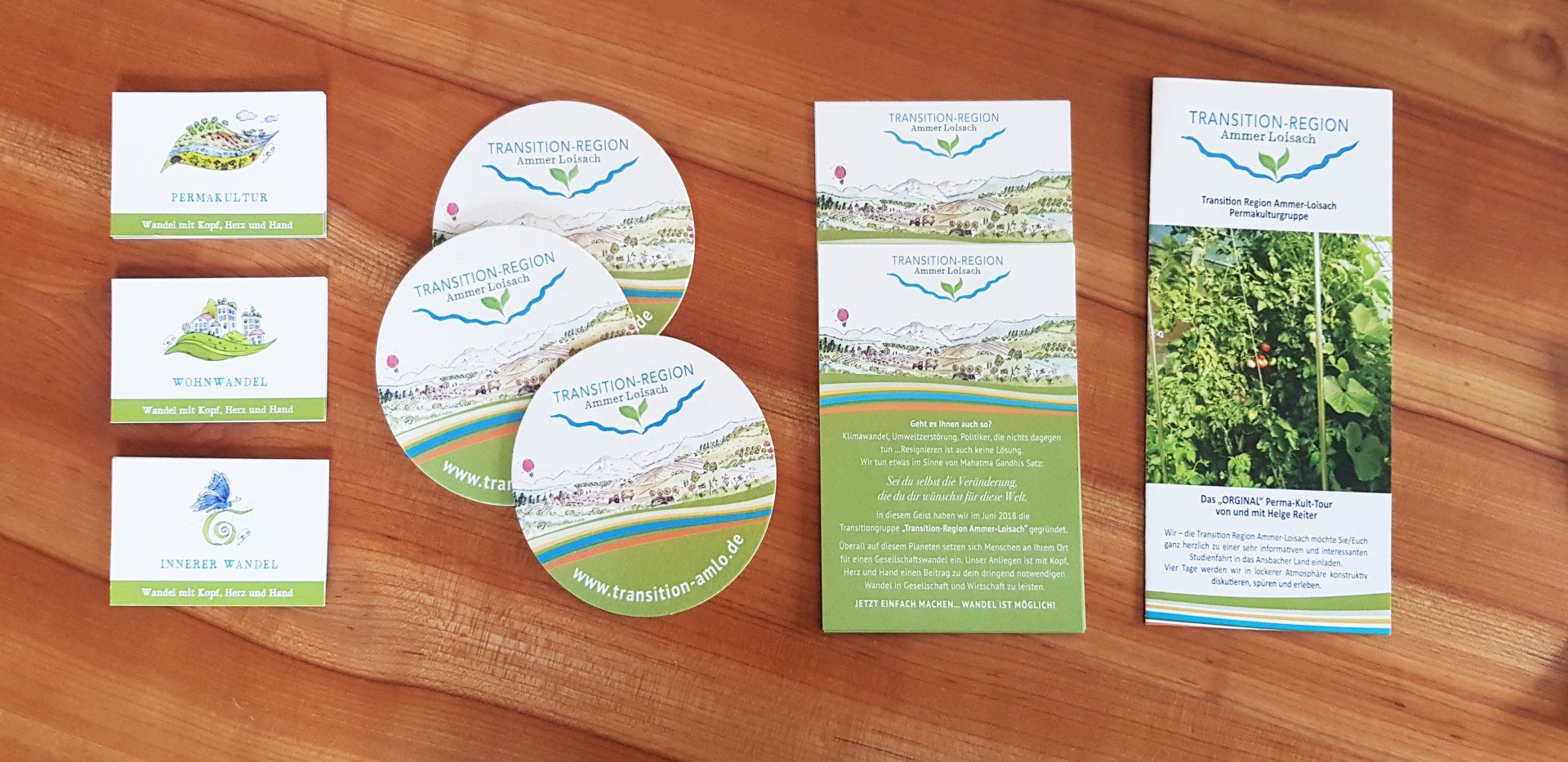 Visitenkarten, Bierfuizl und Postkarten um bei Veranstaltungen für mehr Mitglieder zu werben.