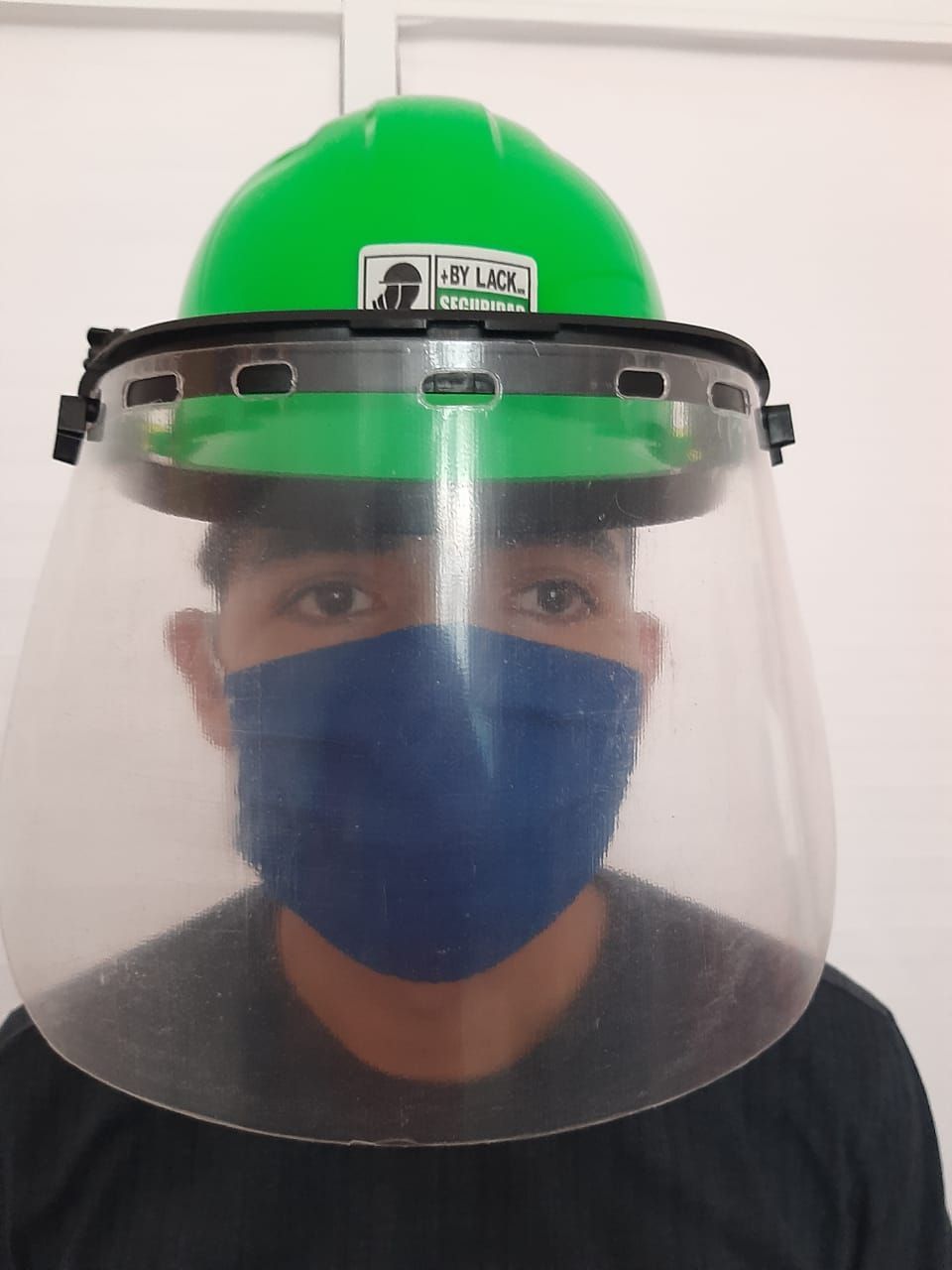 protector facial  con adaptador para casco