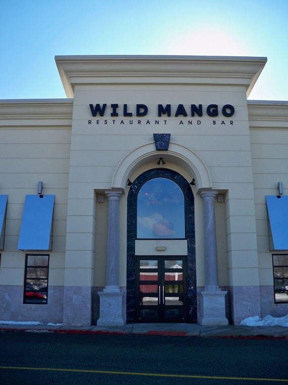 The front of a restaurant called wild mango