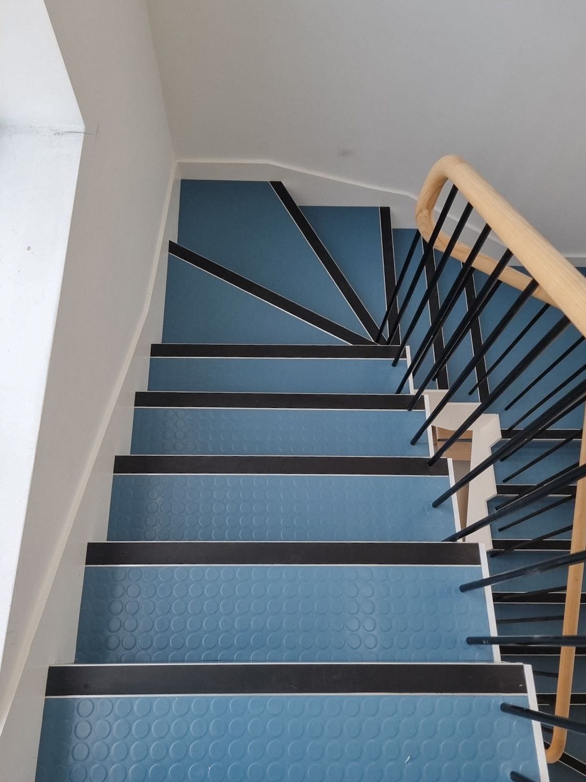 Contract, safety flooring fitted on Stairs in Kingsbridge 