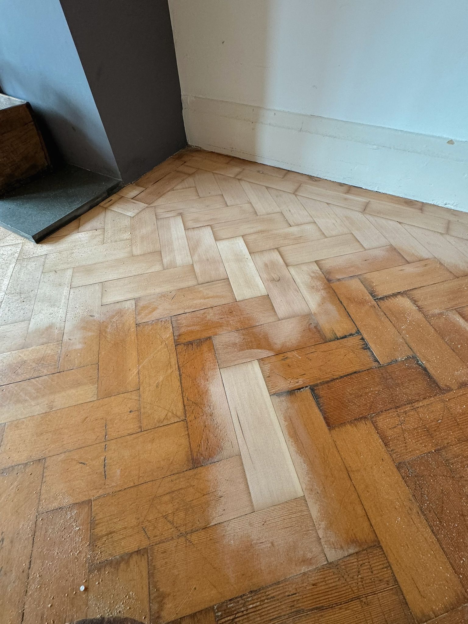 Wood floor sanding and varnishing in South Hams