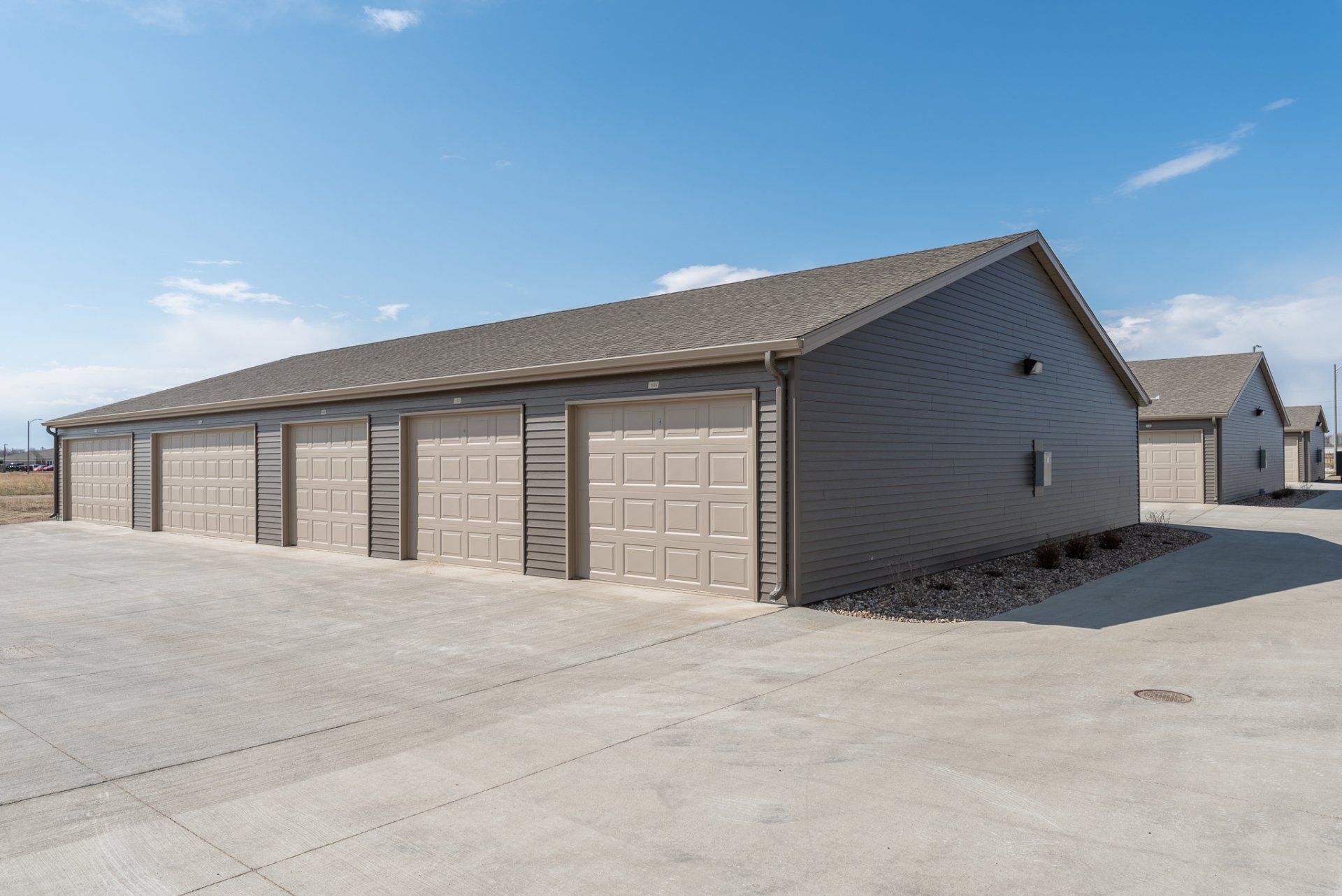 Large garages with roll up doors
