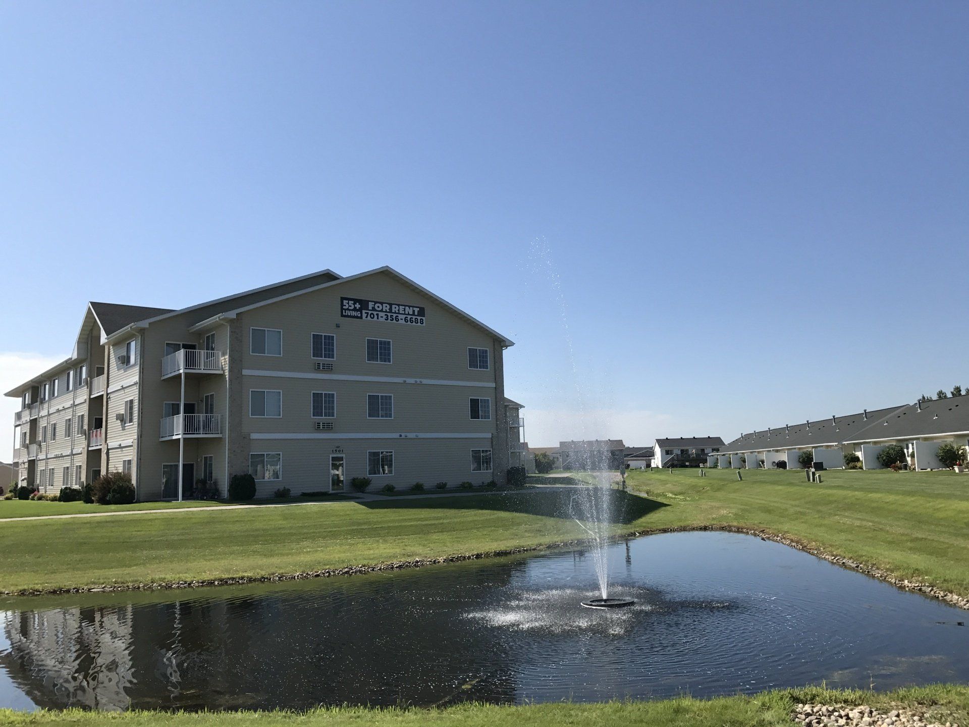 Exterior view of Crossing at Waters Edge