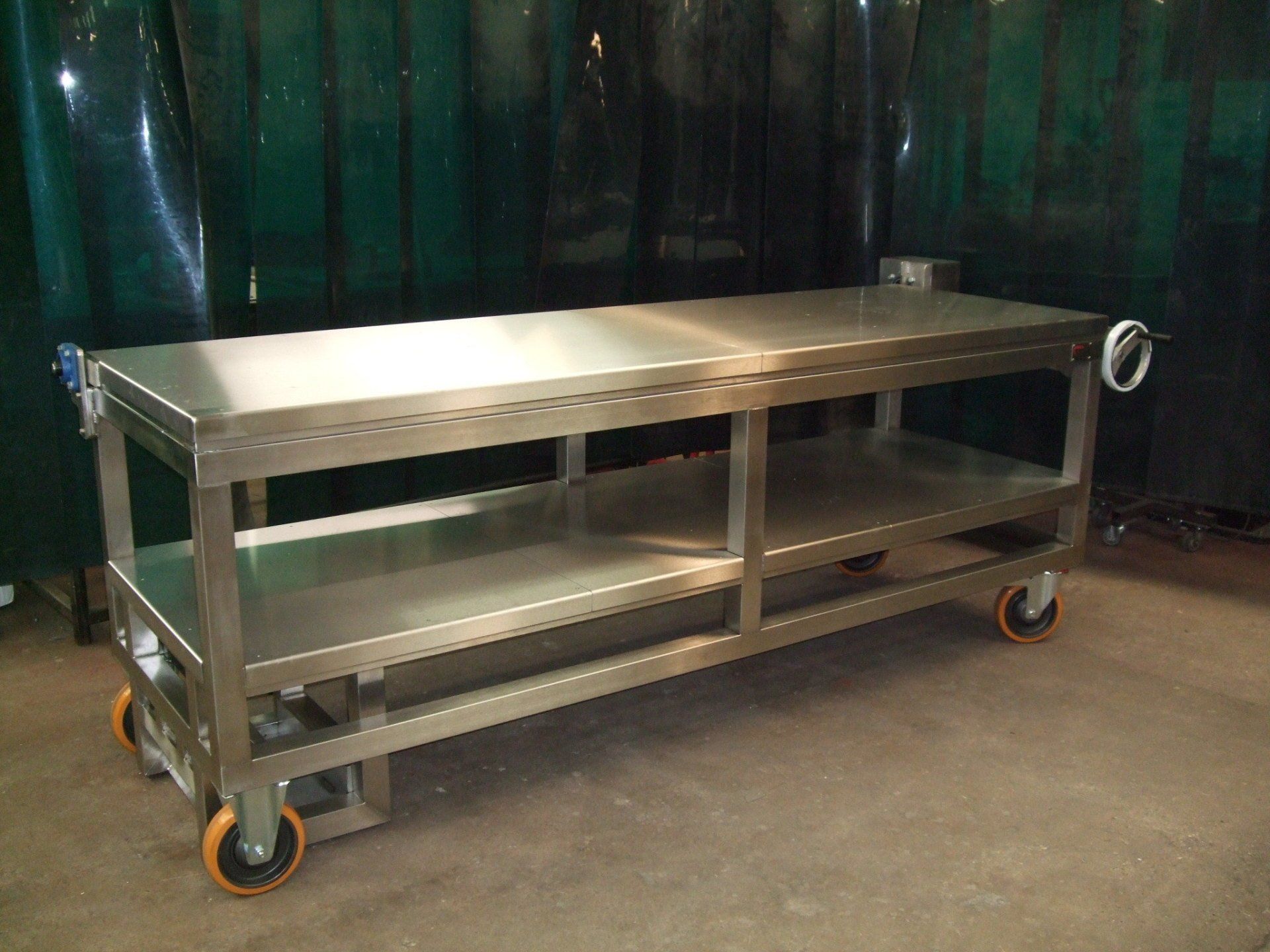 Cylinder Head Trolley | Metal Fabrications Projects | DGL Fabrications
