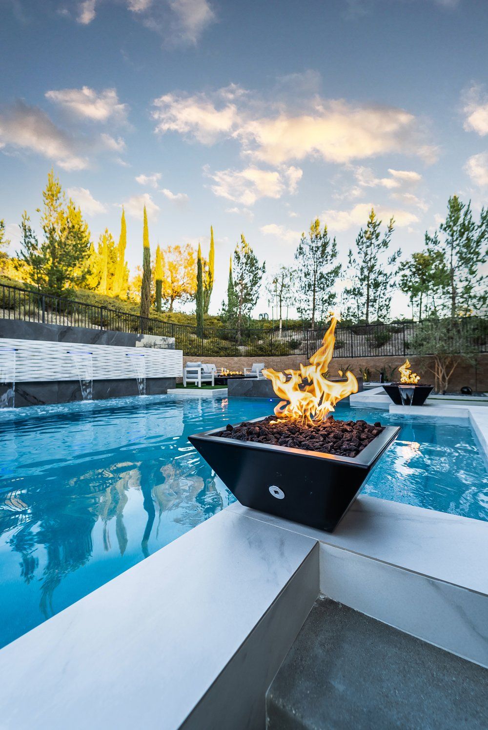 Luxury Swimming pool in Porter Ranch, CA.