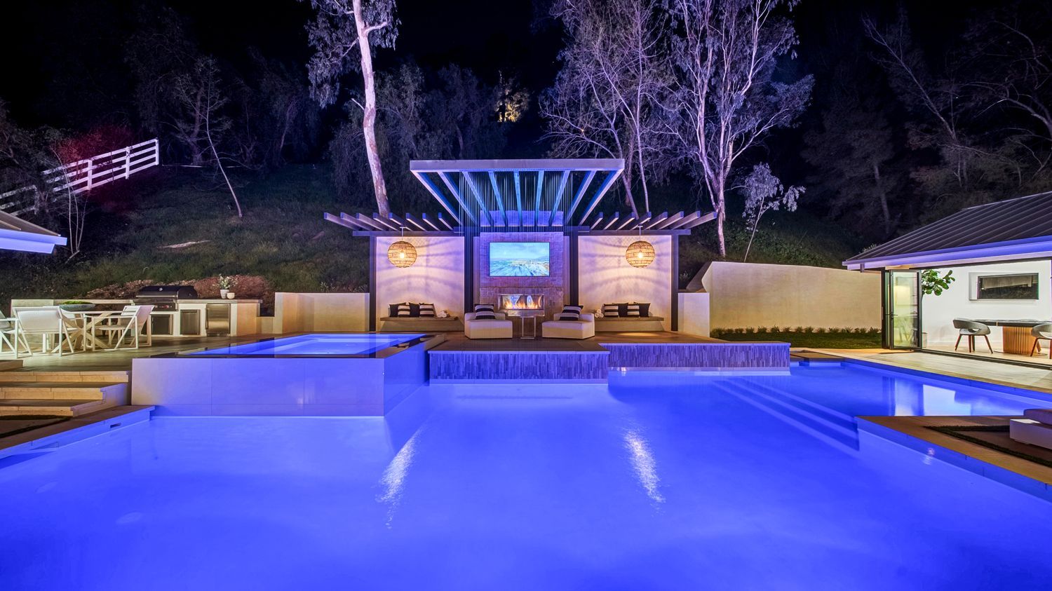 Luxury swimming pool design and construction by Westmod in Hidden Hills, CA.
