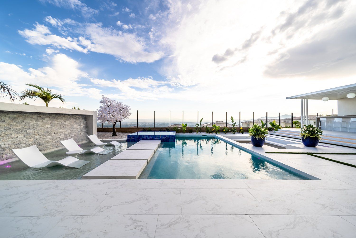 Luxury Swimming pool in Porter Ranch, CA.