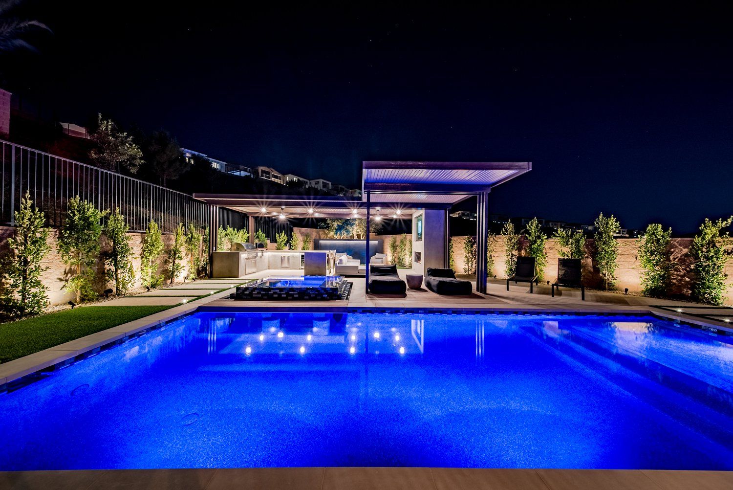 Luxury Swimming pool in Porter Ranch, CA.