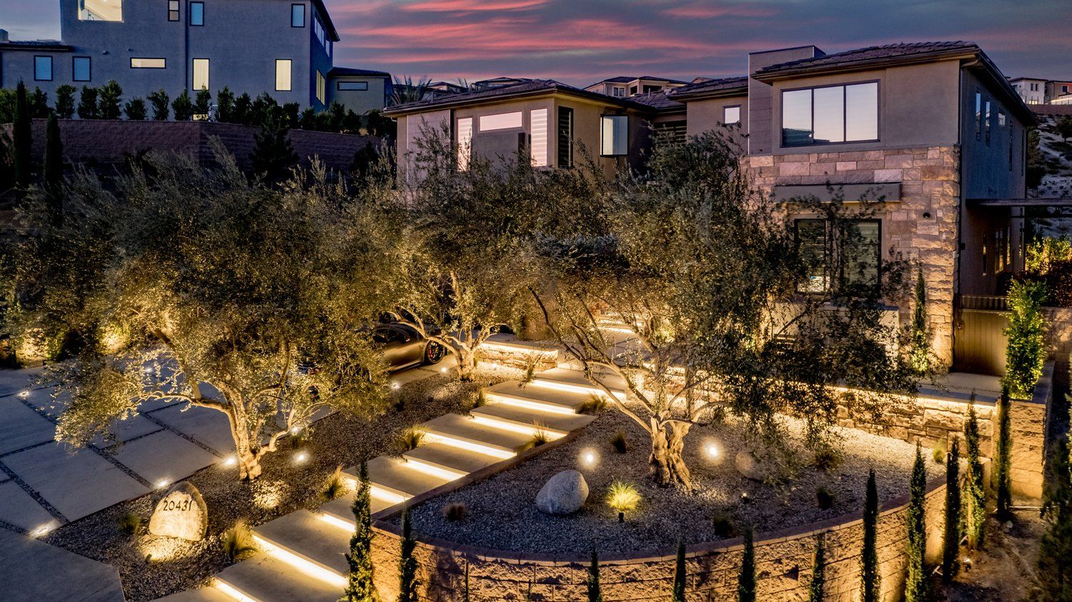 Luxury Swimming pool in Porter Ranch, CA.