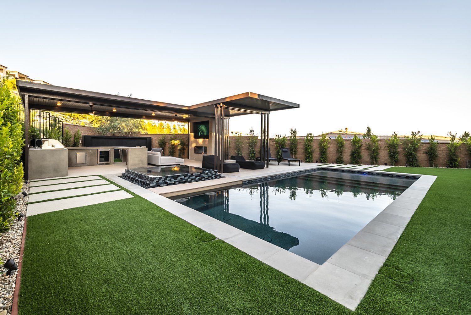 Luxury Swimming pool in Porter Ranch, CA.