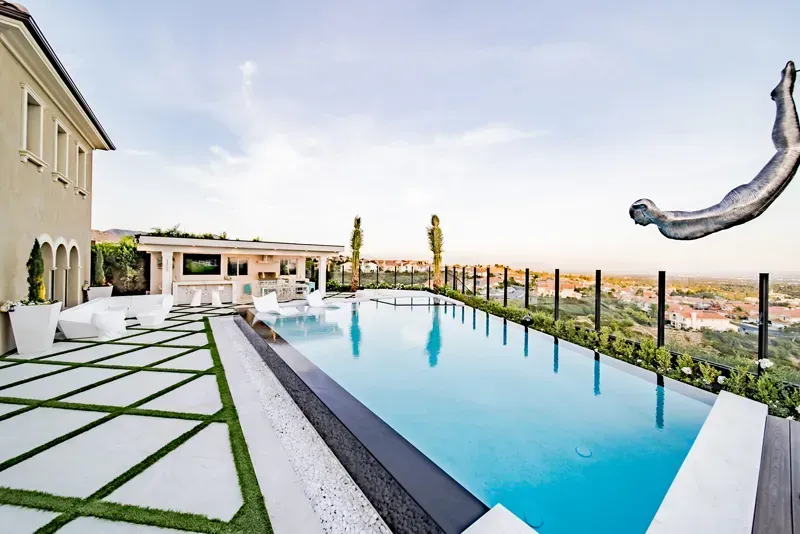 Custom swimming pool in Los Angeles Custom swimming pool in Los Angeles