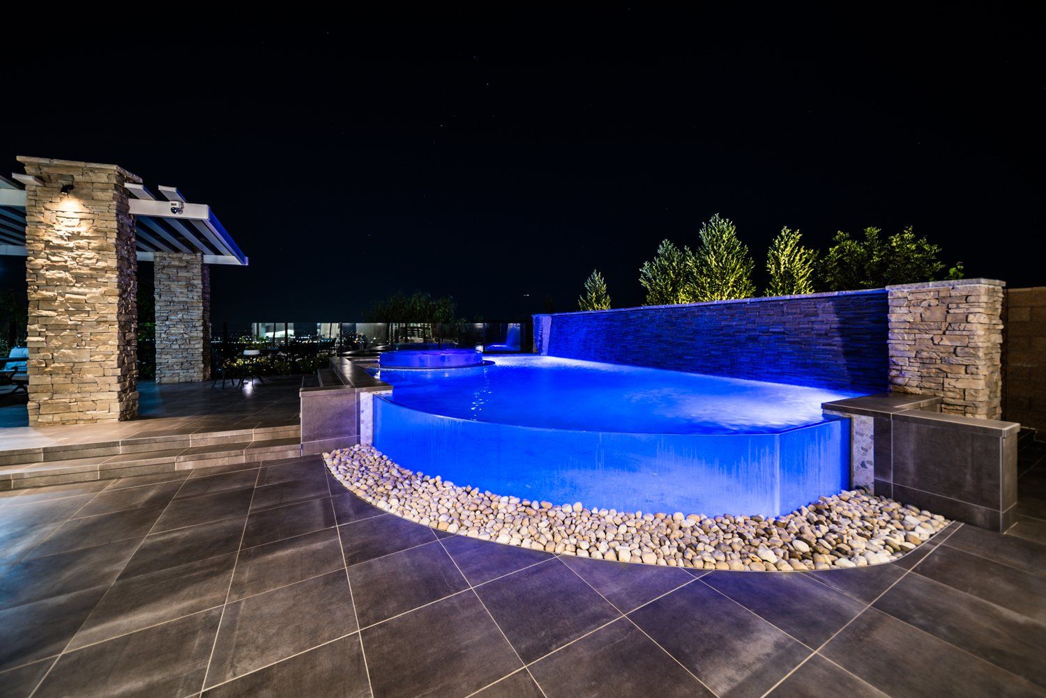 Luxury Swimming pool in Porter Ranch, CA.