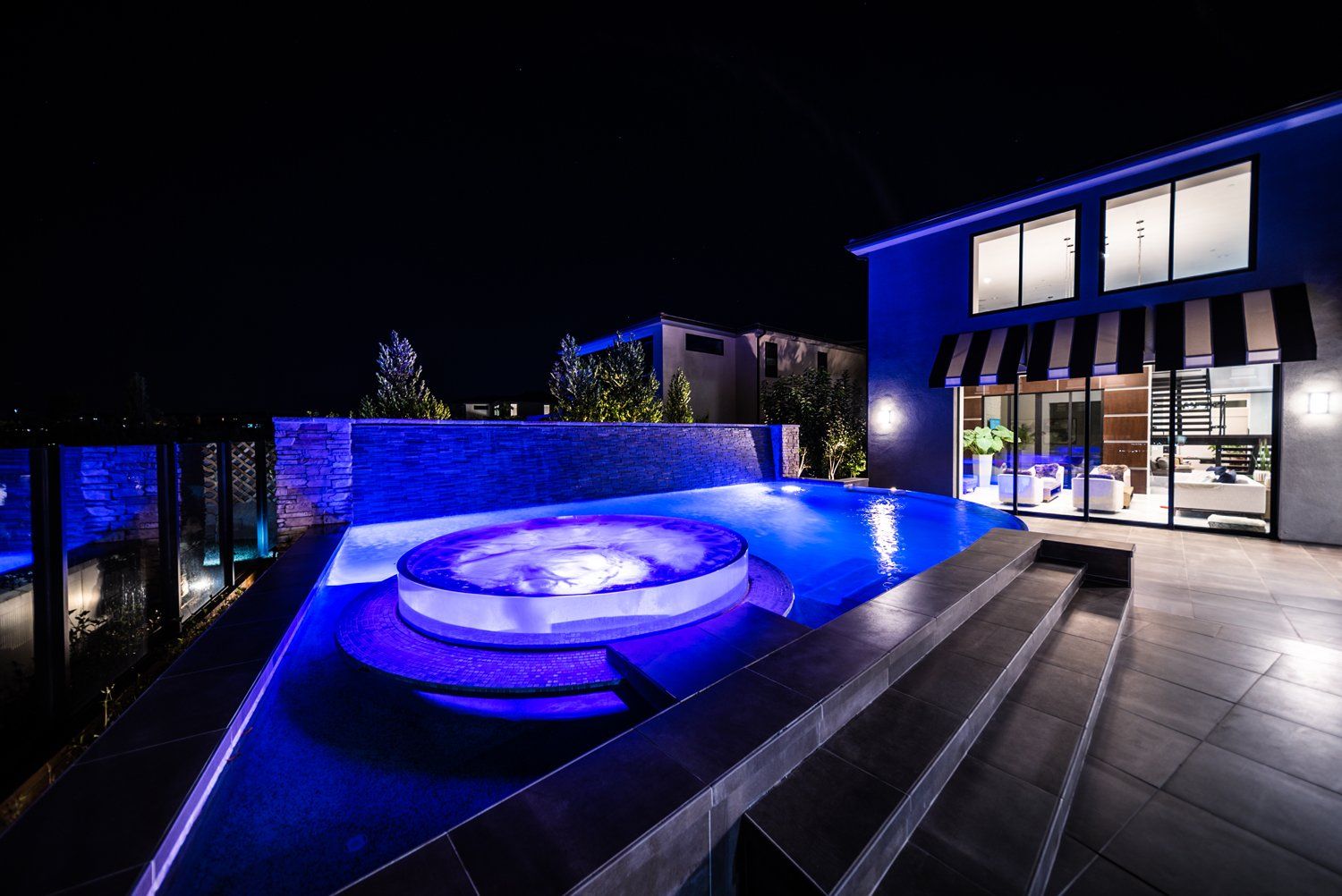 Luxury Swimming pool in Porter Ranch, CA.