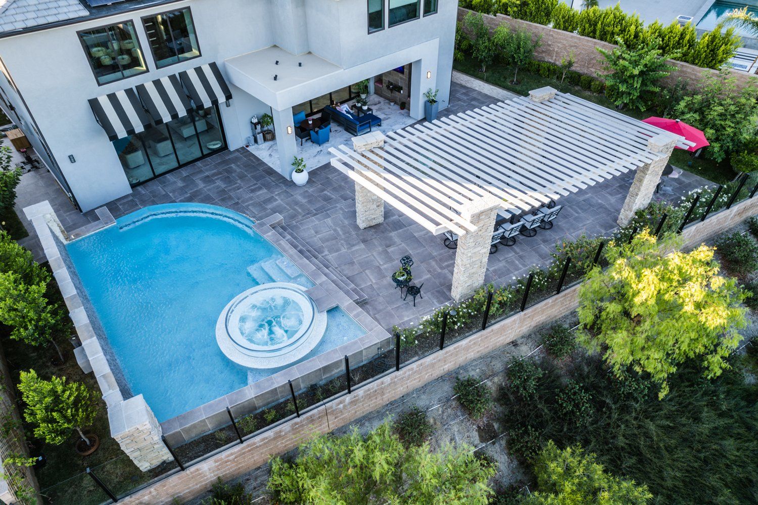 Luxury Swimming pool in Porter Ranch, CA.