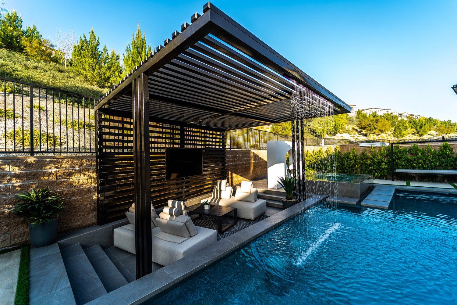 Luxury Swimming pool in Porter Ranch, CA.