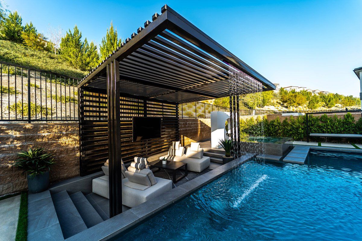 Luxury Swimming pool in Porter Ranch, CA.