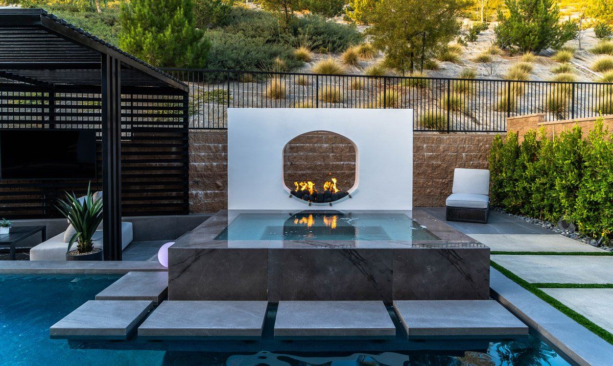 Luxury Swimming pool in Porter Ranch, CA.