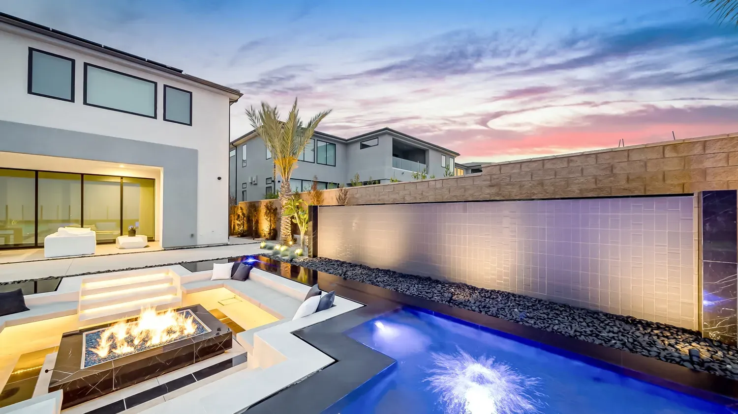 Luxury swimming pool design and construction by Westmod in Porter Ranch, CA.