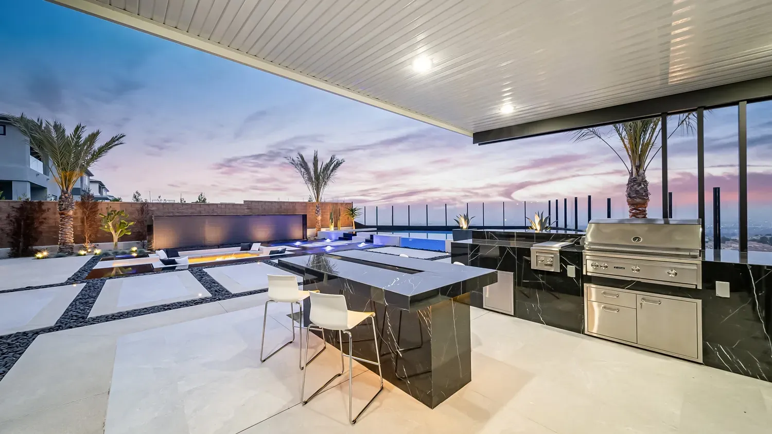 Luxury swimming pool design and construction by Westmod in Porter Ranch, CA.