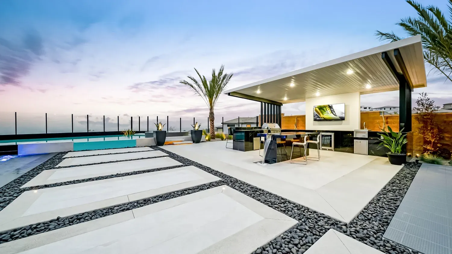 Luxury swimming pool design and construction by Westmod in Porter Ranch, CA.