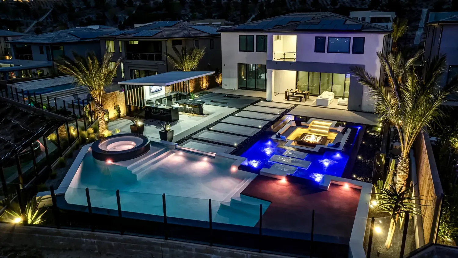 Luxury swimming pool design and construction by Westmod in Porter Ranch, CA.