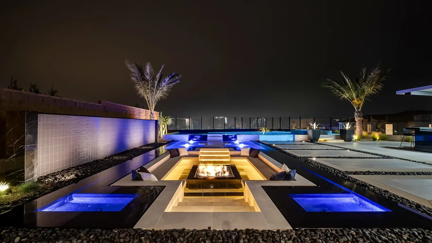 Luxury swimming pool design and construction by Westmod in Porter Ranch, CA.