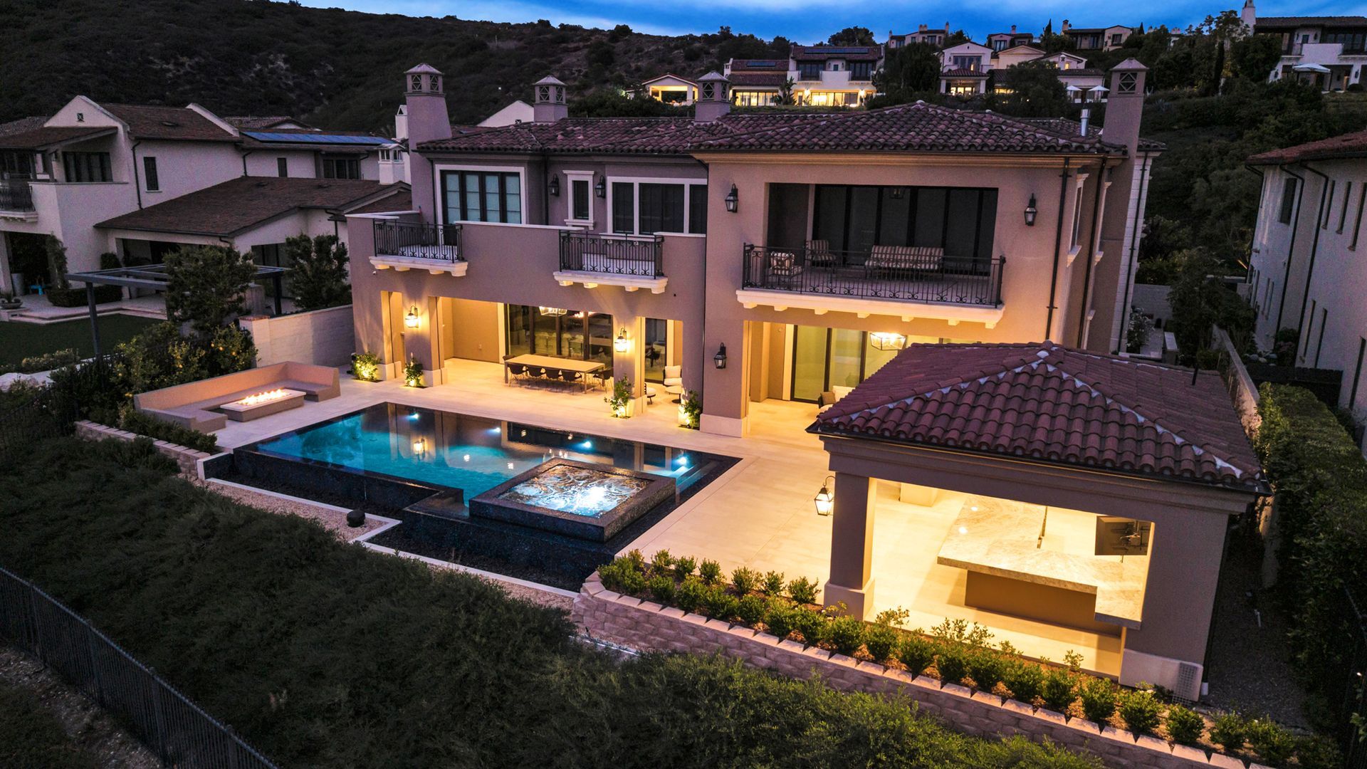 custom backyard design by Westmod