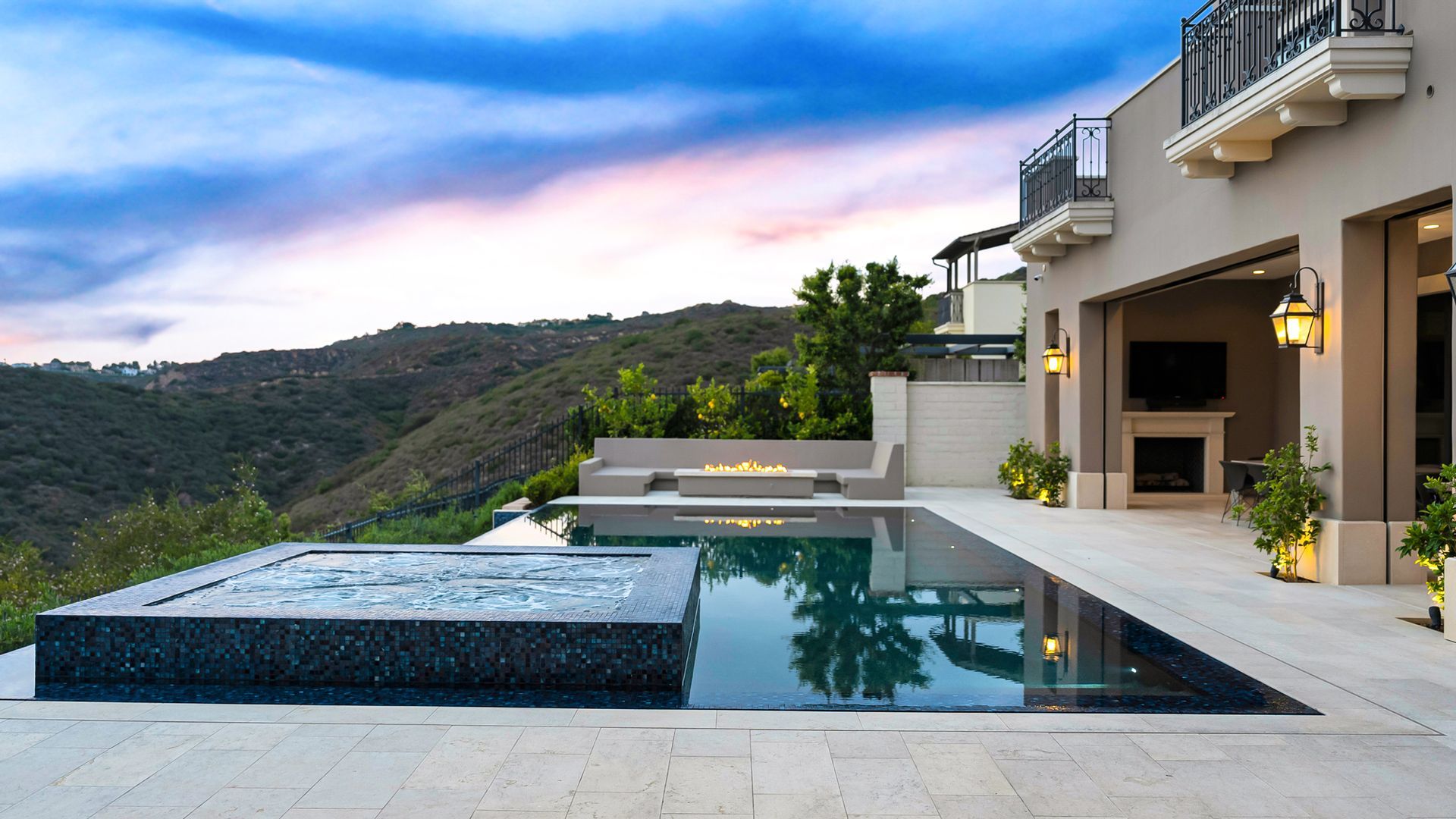 custom backyard design by Westmod