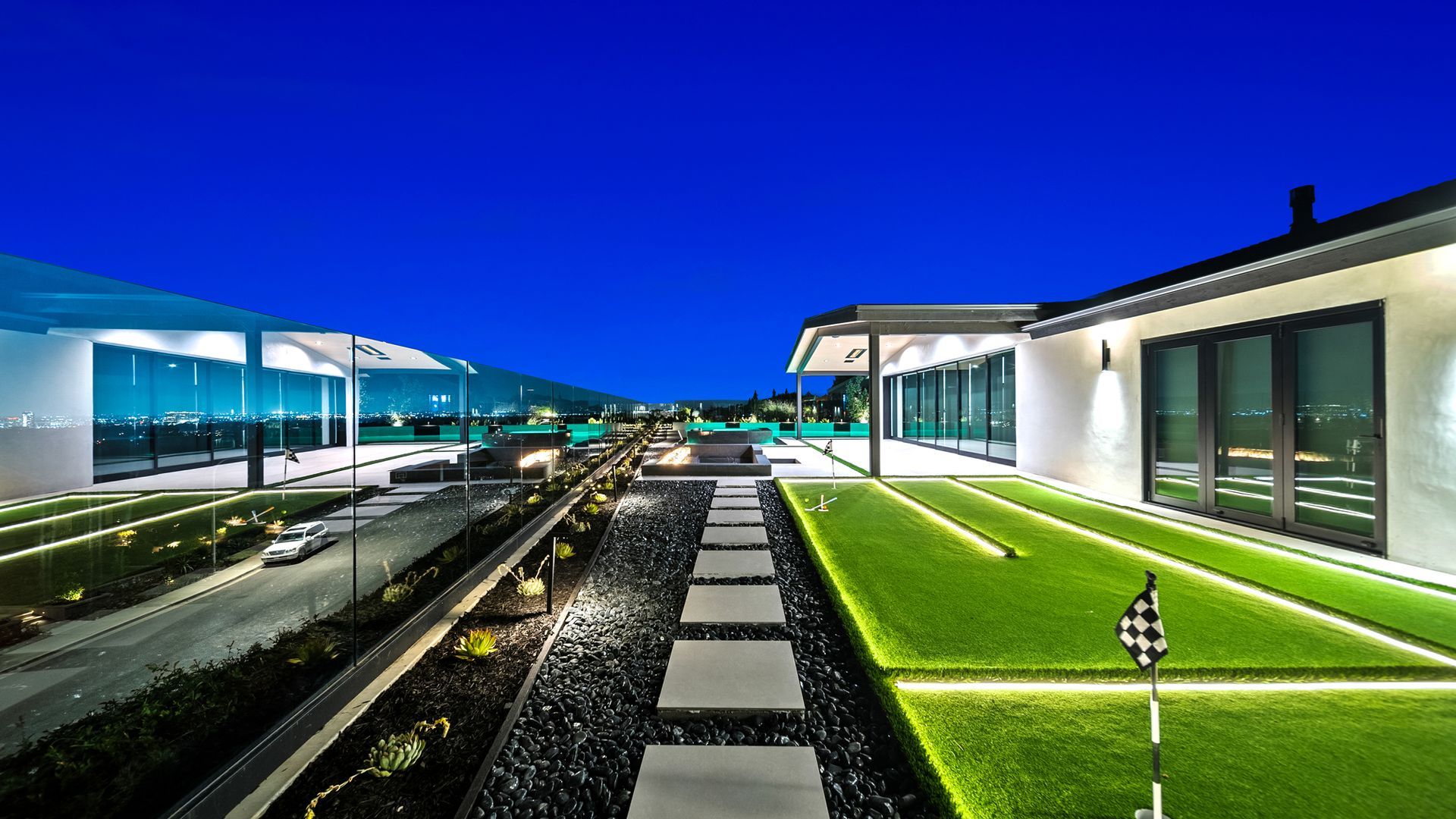 Luxury swimming pool design and construction by Westmod in Irvine, CA.