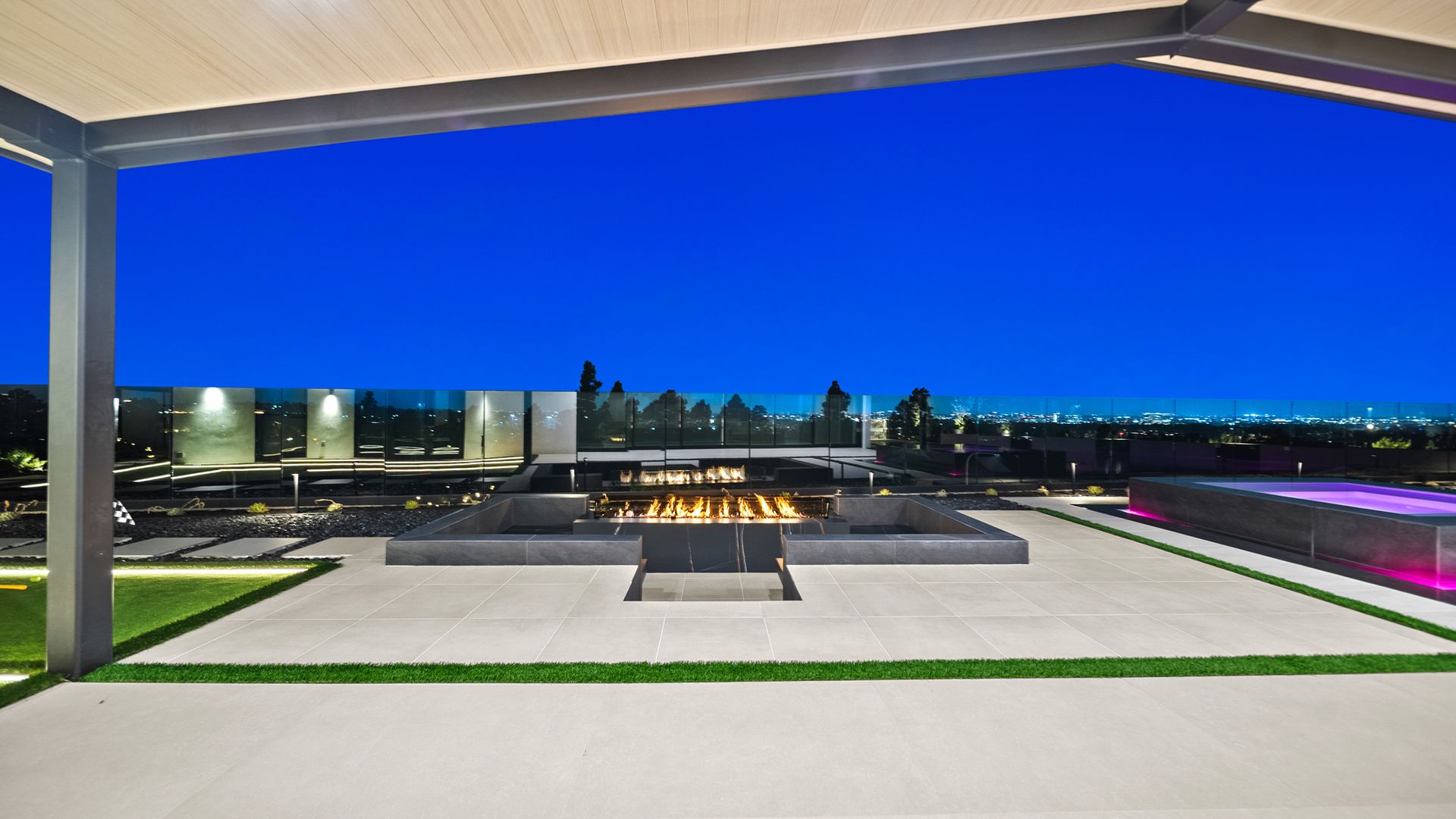 Luxury swimming pool design and construction by Westmod in Irvine, CA.