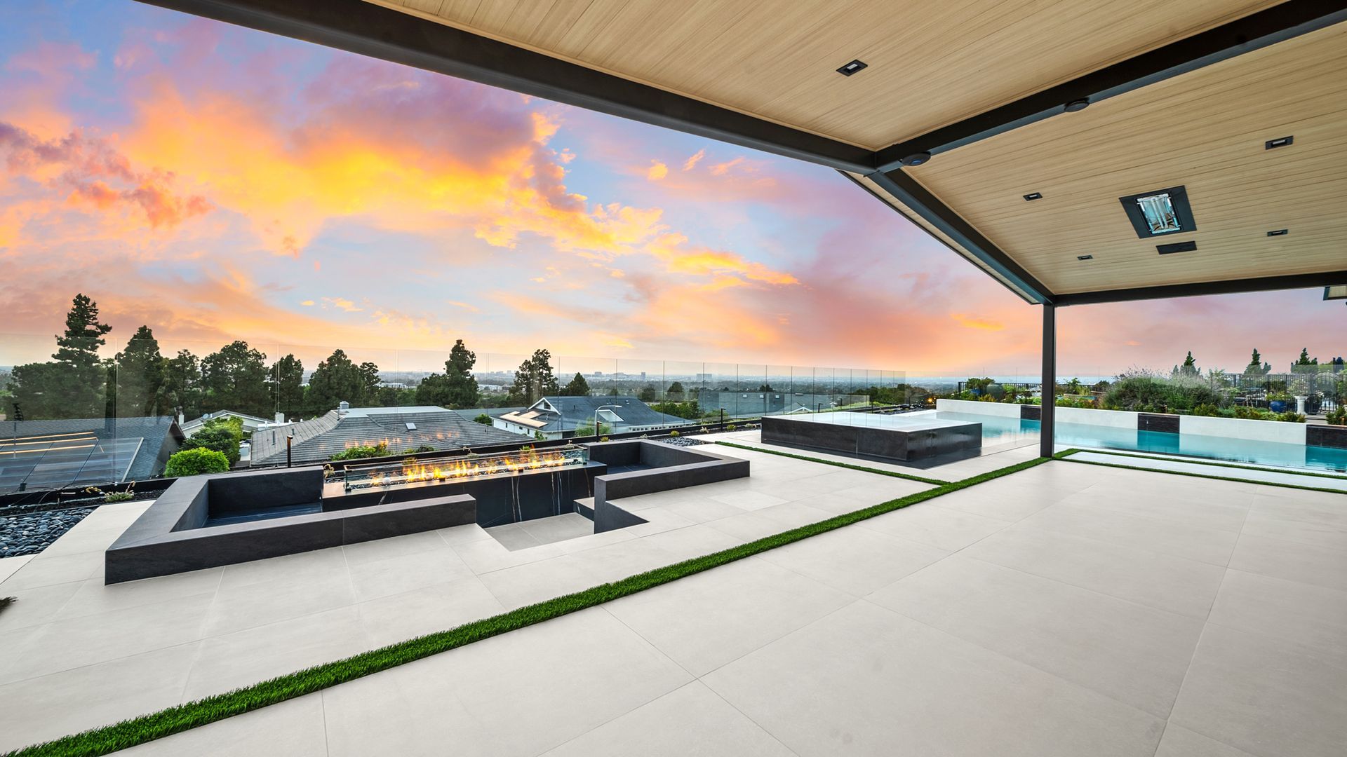 Luxury swimming pool design and construction by Westmod in Irvine, CA.