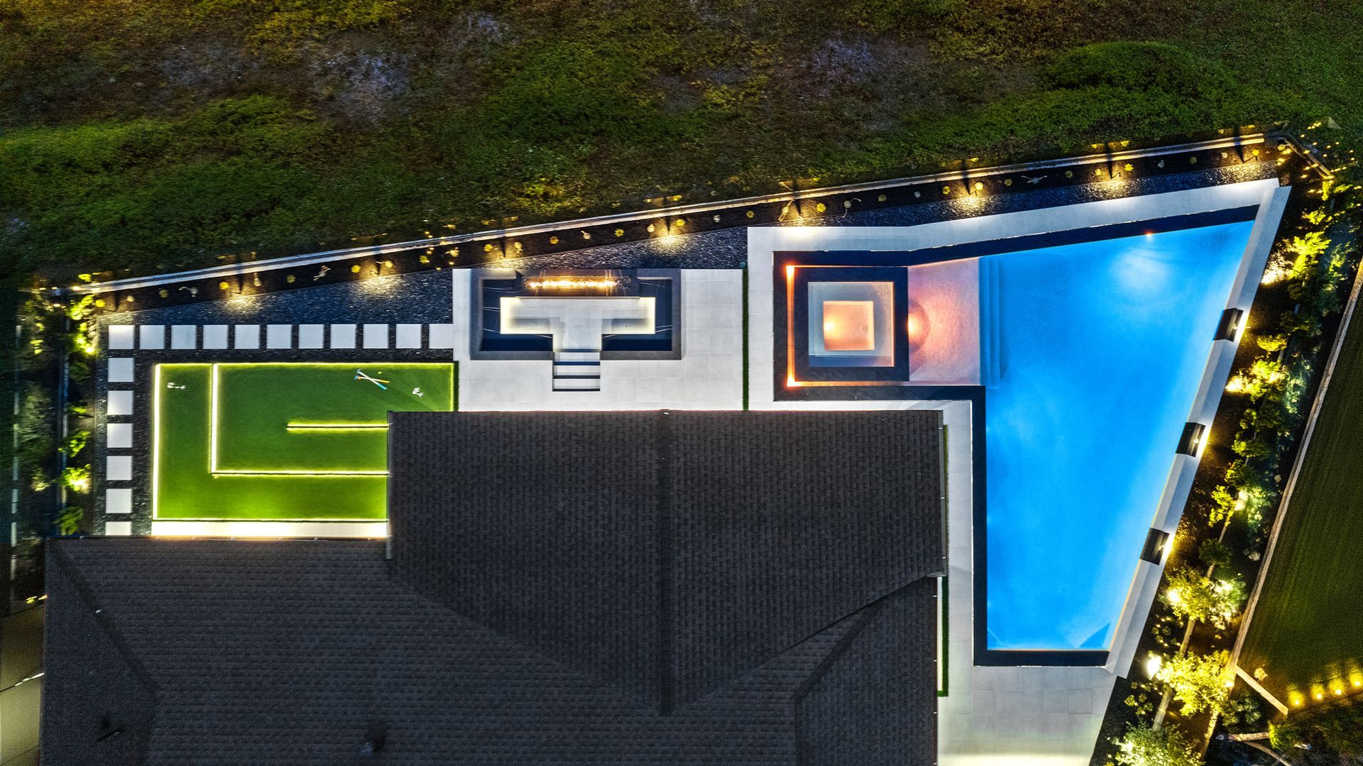 Luxury swimming pool design and construction by Westmod in Irvine, CA.