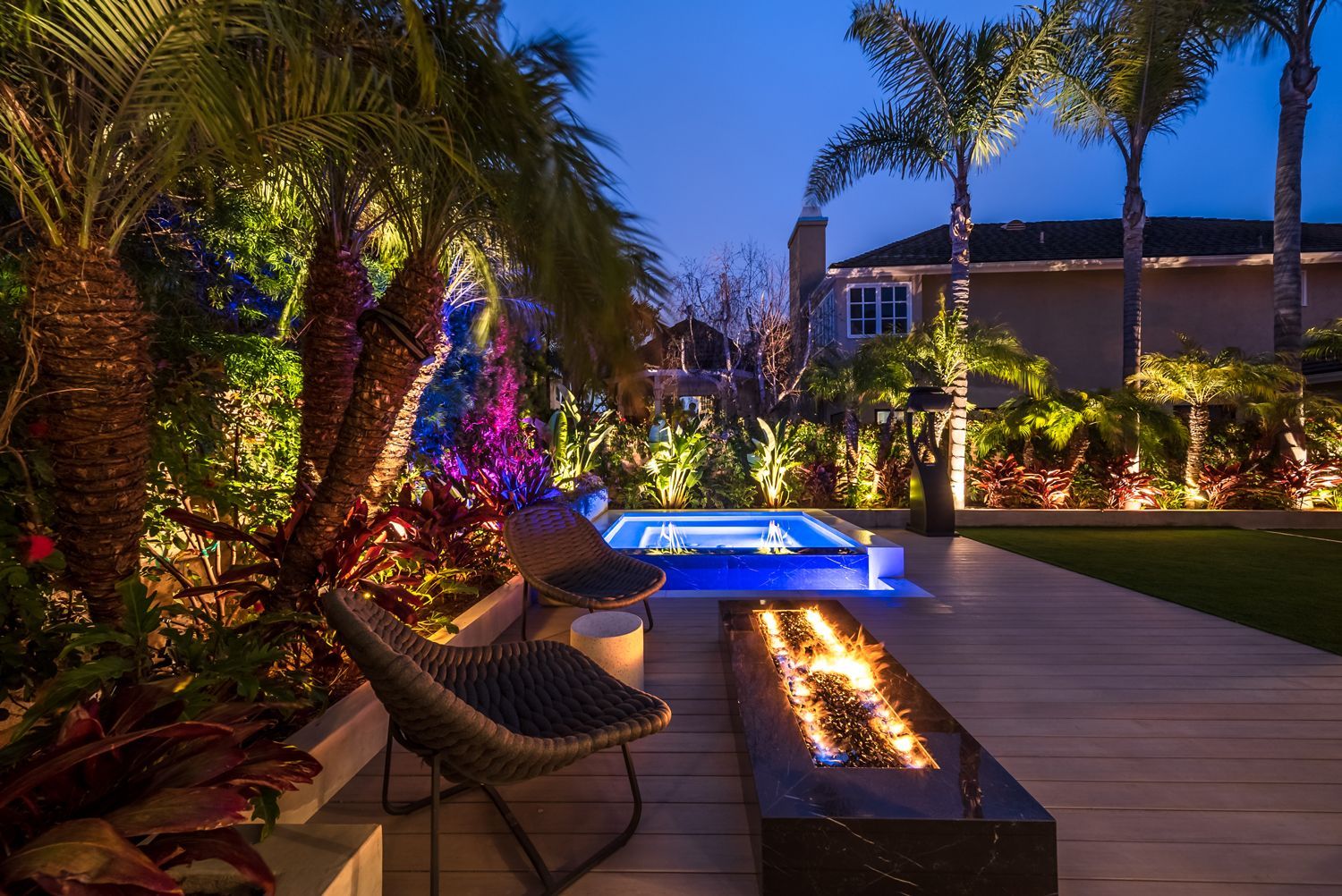 Luxury Swimming pool in Huntington Beach, CA