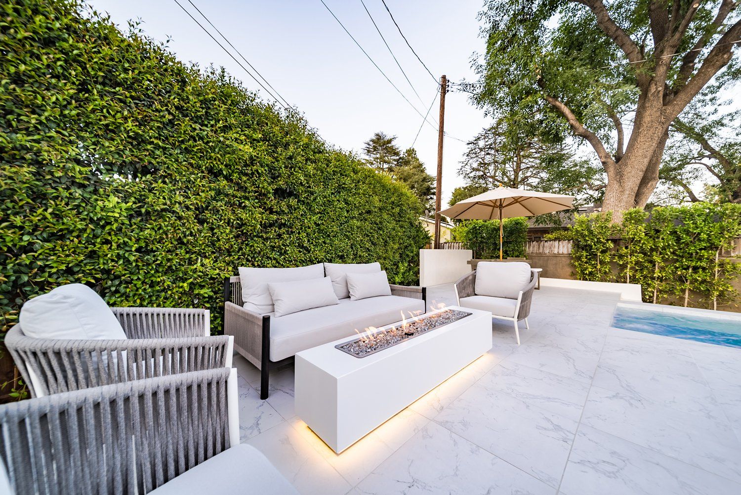Luxury Swimming pool in La Canada Flintridge, CA.