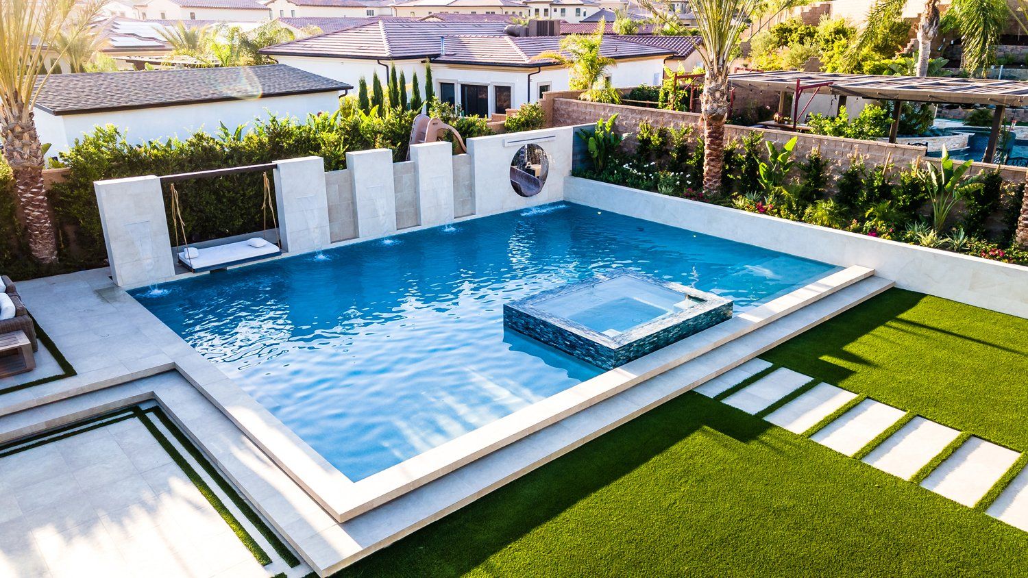 Luxury Swimming pool in Porter Ranch, CA.