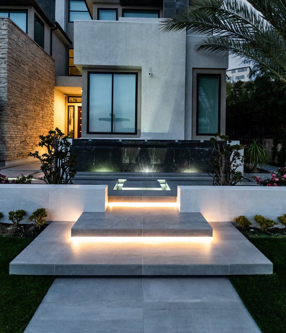Luxury Front Yard and Entryway in Porter Ranch, CA.