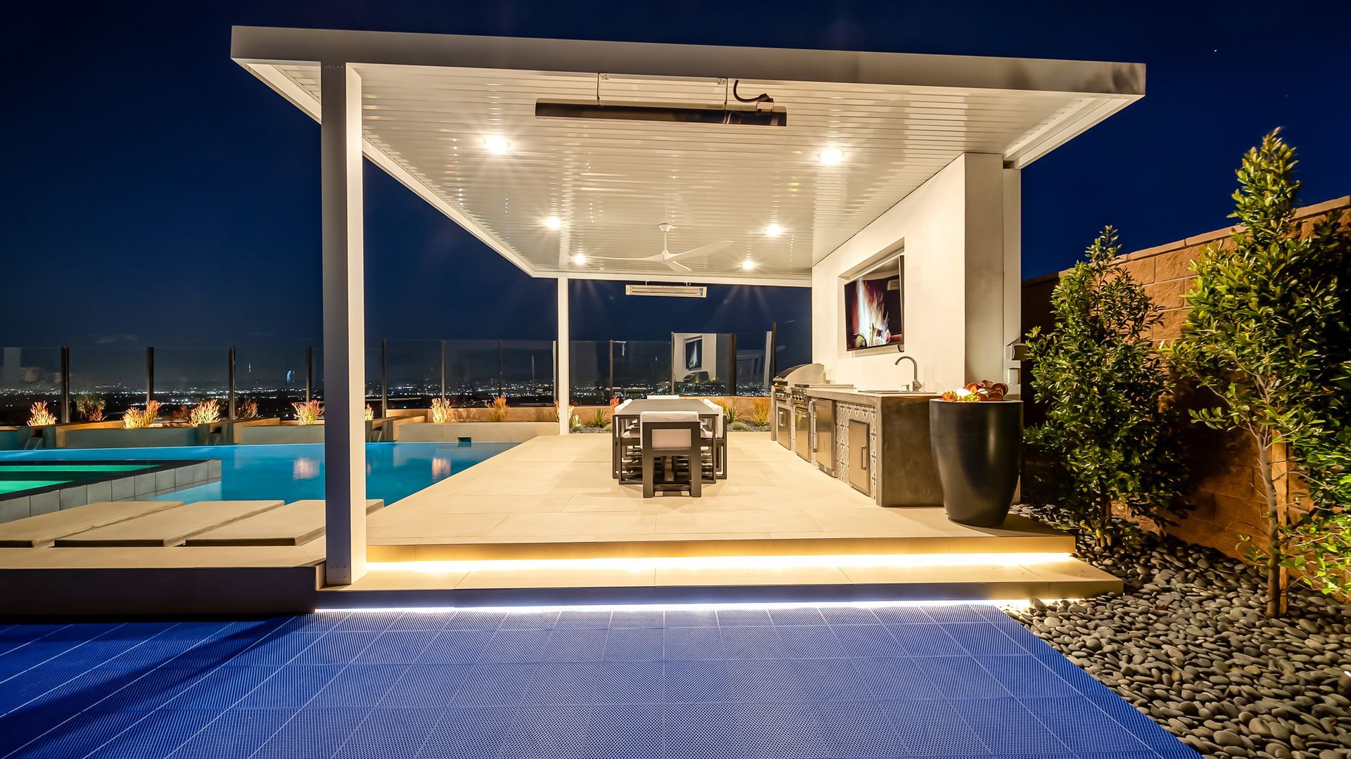 Luxury swimming pool design and construction by Westmod in Porter Ranch, CA.