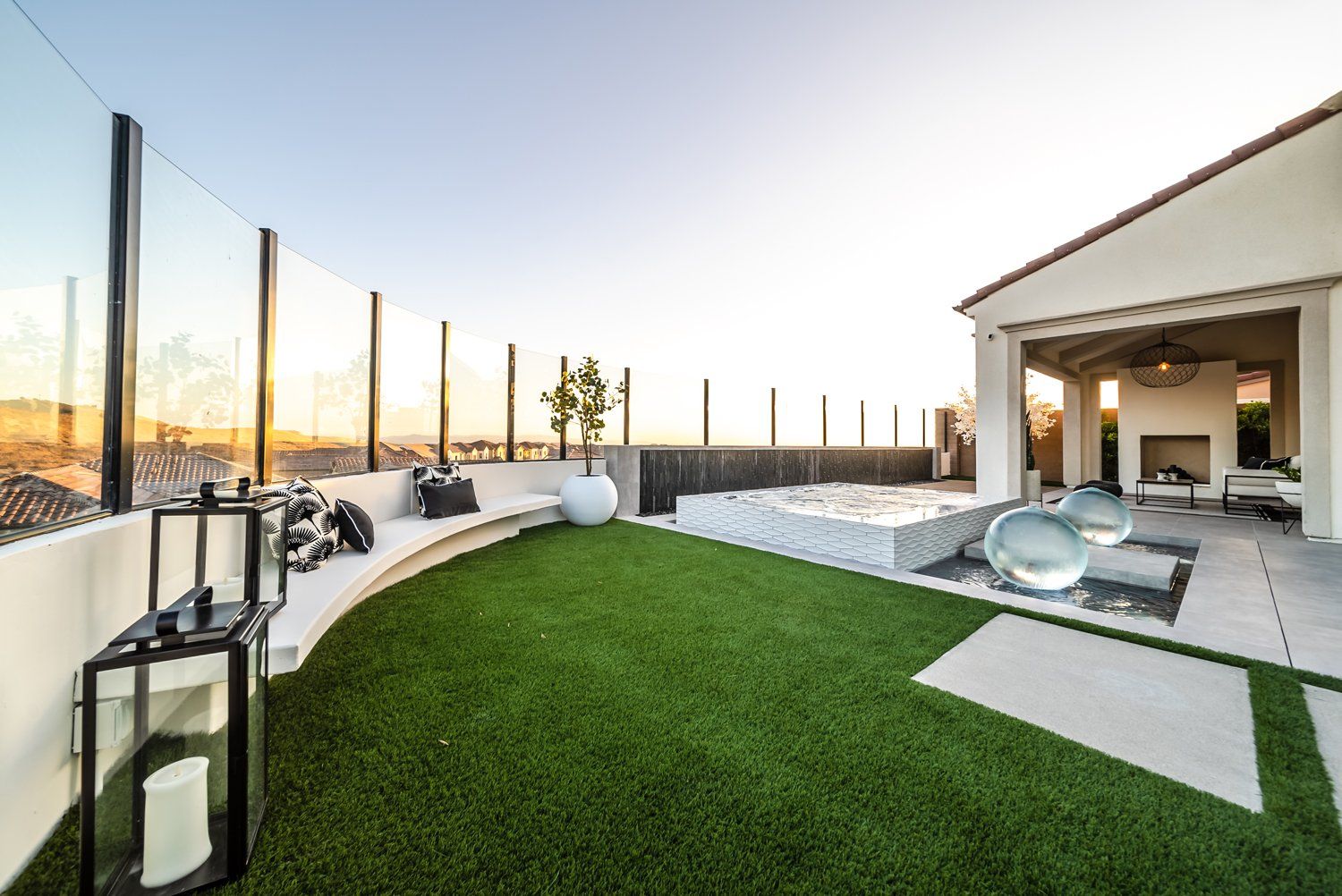 Luxury Swimming pool in Irvine, CA.