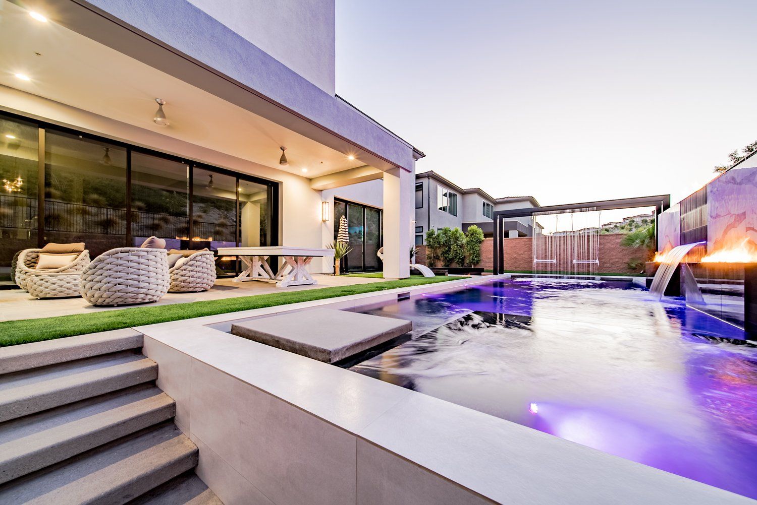 Luxury Swimming pool in Porter Ranch, CA.