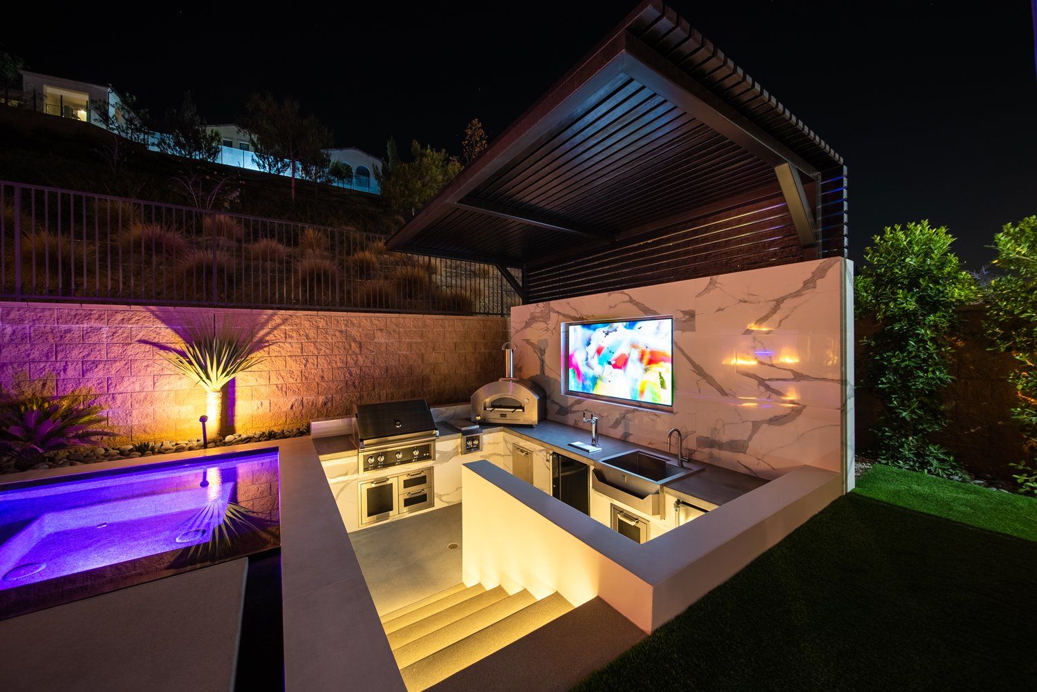 Luxury Swimming pool in Porter Ranch, CA.