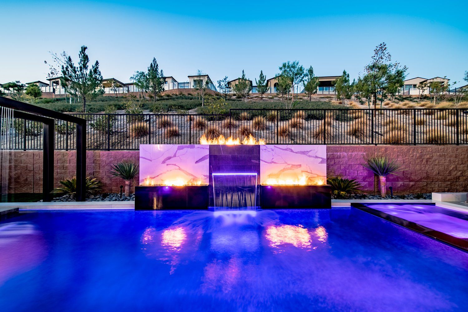 Luxury Swimming pool in Porter Ranch, CA.
