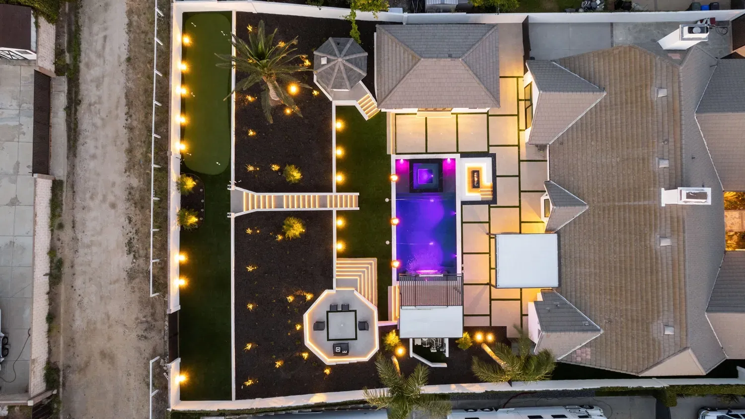 Luxury Swimming pool in Rancho Cucamonga, CA.